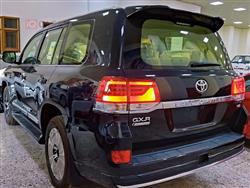 تۆیۆتا لاند کروزەر